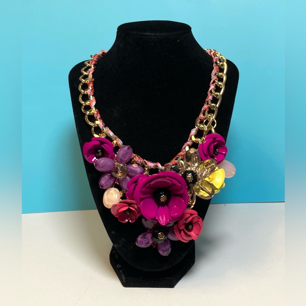 Bold Floral Statement Necklace